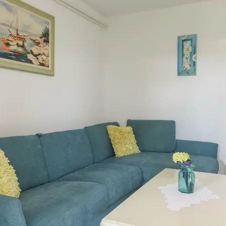 Marina Apartment