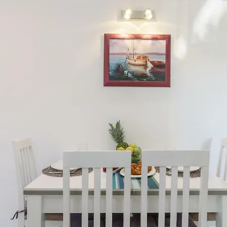 Marina Apartment