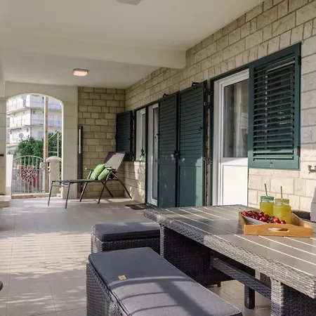 Marina Apartment
